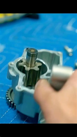 6.8K views · 251 reactions | Mechanic Tricks _ Evo X Oil Pump Assembly_mechanic _restore _lancerevolution _autoparts(720P_HD) Short reel Automotive #contentmonitezation @ #viralreelsシ #foryoupageシ #foryouシ #automotive #tips #tricks | Tayyab Rehman | Facebook