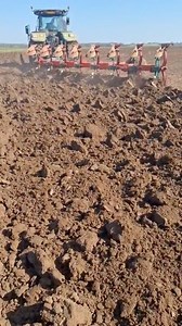 1.8K views · 79 reactions | #Kverneland PN100 8F semi-mounted reversible plough on demo with @battlefieldmachineryltd 朗 #plough #soil #farminguk #agriculture | Kverneland UK | Facebook