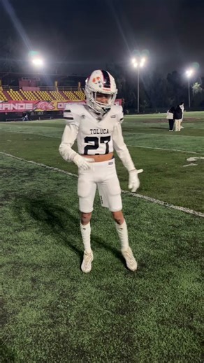 Baile Drip Football TikTok - American Football Men
