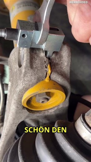 Removing the strut - HAZET 4912/5N Universal Spreader