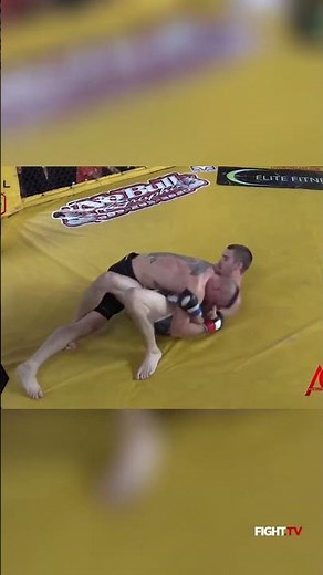 Fight Ring Grappling: Watch Them Battle for Victory!