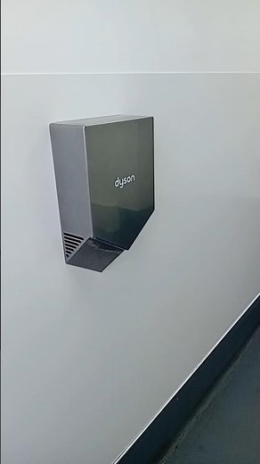 (Replacement) Dyson V HU02 Hand Dryer ♿️🚼, Indoor Market near Arcades Shopping Centre