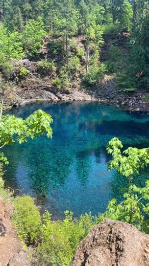 “Blue pool” in Oregon doesn’t disappoint!