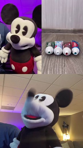 Mickey reacts to the OG puppet reacts video #comedy #funny #mickeymouse #reaction #nostalgia #2021