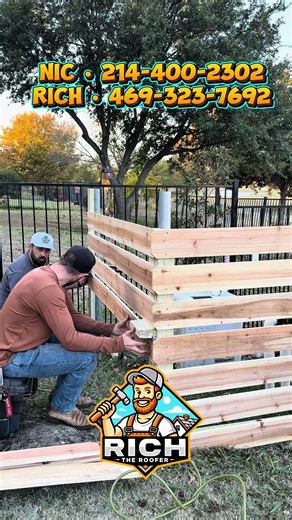 From welded metal fences featuring puppy panel to farm style pool fences, we build privacy fences to