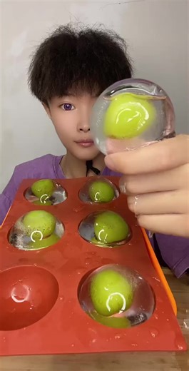 Delicious Ice Eating Mukbang Experience