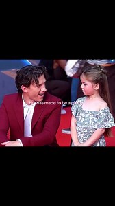 🌷𝔱𝔞𝔫𝔞𝔦🌷 (@zdayasq)’s video of tom and zendaya