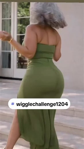 WIGGLE CHALLENGE 🔥 Turn around, drop it low, and wiggle to the beat 😈 No tricks—just hips, confidence, and nonstop motion. Tag it. Loop it. Let it bounce. 💃🏽🕺🏾 #fyp #foryou #viral #tiktokchallenge #dancechallenge