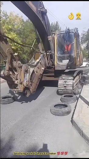 Technique maintenance asphalt road from excavator