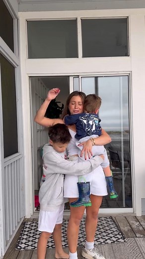 Thats a wrap on our first vacation as a family of SIX🥹🌊🌦️✨🚲🐚#momoffour #familyvacation #motherhood #motherhoodjourney #morningroutine #roadtrip #roadtripwithkids #vacationwithkids #motherhoodunplugged #motherhoodjourney #momvlog | 𝙘𝙚𝙘𝙞𝙡𝙮𝙗𝙖𝙪𝙘𝙝𝙢𝙖𝙣𝙣