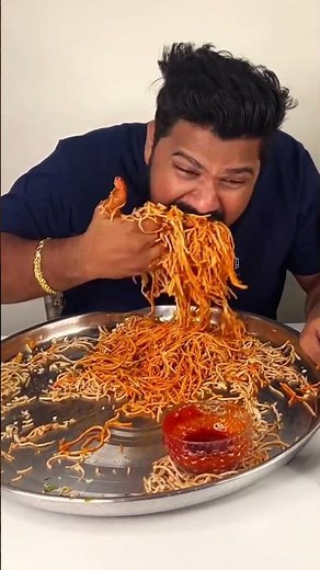 #viral STREET MAGGI NOODLES CHALLENGE 😱🔥#food #mukbang #shorts