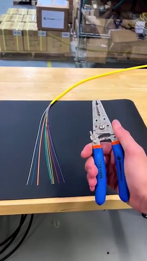 Choose Your Wire Stripper 🎮 Our JIC-375 strips the 250 micron acrylate coating to expose the 125 micron glass fiber. This Three Hole Fiber Optic Stripper can also strip the the 1.6 mm-3.0 mm fiber cable jacket and 600-900 micron buffer coating. Shop all Jonard Tools - link in bio | Jonard Tools