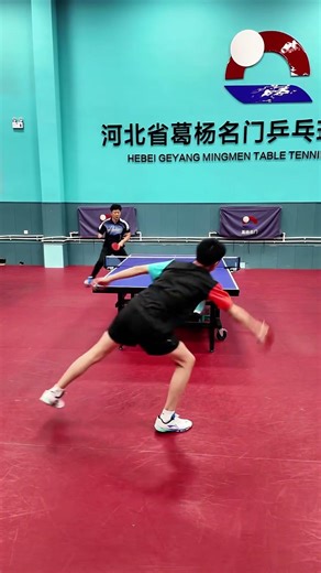 Ge Yang Exchanging Table Tennis Techniques with Team Members #tabletennis #pingpong