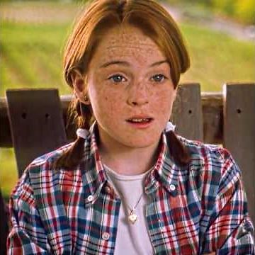 Two identical girls swapped identities #movie #edit