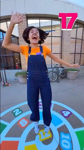 Jumping to the Numbers! 🔢💨 Counting to 20 with Christina🏃‍♀️ #123andres #kidsvideo