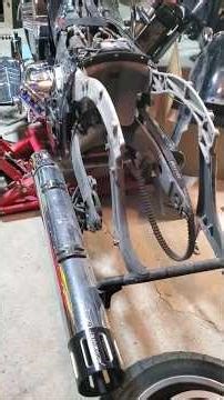 Replacing rear tire on 2014 Indian Chieftain. I'm going crazy! #redonvfr #shorts