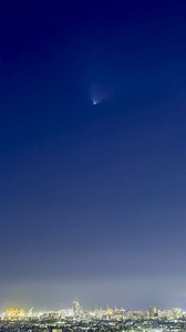 Checkout the fireworks above and below during the @fireflyaerospace Alpha rocket launch earlier this week. Captured here over the city of Long Beach, there were fireworks going off across the City while the rocket launch was happening. #rocket #rocketlaunch #longbeach #longbeachcalifornia #discoverla #losangelesgrammers #losangeles_city #losangelesphotographer #conquer_la #timelapse #timelapsevideo #timelapsephotography #californiacoast #california #socal #fireworks #fireworks💥 | Henry Jun Wah 