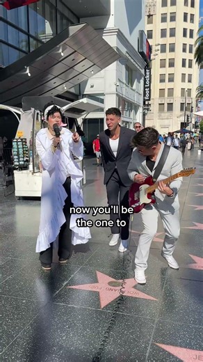 I Wasn't Expecting That From This Random Singer BTS🤯🎤 ‪@aiyana-lee‬