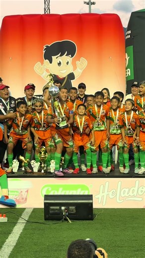 Con una emocionante remontada, Arauca FC se posiciona como campeón del #Babyfútbol 📱 Revive los mejores momentos del Babyfútbol en nuestro micrositio 👉 www.telemedellin.tv