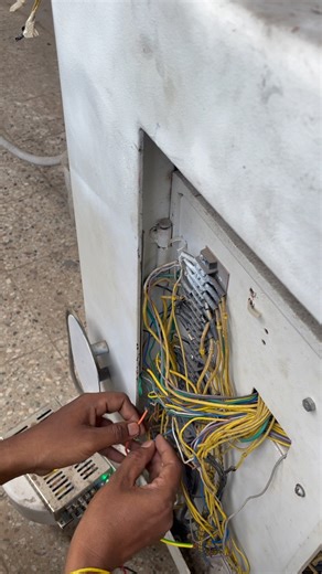 Vision C-Arm Vertical Movement Guide: How it Works! ⚡️ #biomedicalengineer #machine #carm