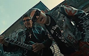 ROBBIE WILLIAMS Releases Official Video For New Single "Rocket" Featuring BLACK SABBATH Guitarist TONY IOMMI