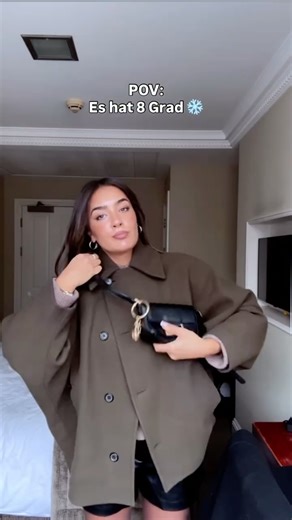 Ebru Cicek on Instagram: "[werbung] Outfitinspo für wärmere Wintertage 🫶🏻 der look ist 8 grad approved für einen city trip in London 😅 ____________ #outfit#outfitideen#outfitinspiration#winteroutfit#winterootd#winterlook#wintertage#kalt#ootdgermany#wien#fashionblogger_at#fashionblogger_de#calzedonia#viennablogger#modeliebe#outfitdestages#jacke#mantel#strumpfhose#handschuhe#coldweather#dezember"