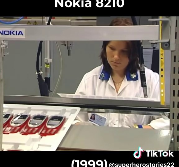 Nokia 8210 Mobile Phone: A Nostalgic Look Back