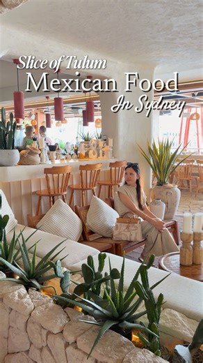 Jeannie🌸 on Instagram: "A little slice of Tulum in Sydney ✨🌴 Warm glow, coastal vibes, lush textures — the kind of place that feels dreamy the moment you walk in. They also do live entertainment from Friday to Sunday — the perfect excuse for a night out by the harbour with cocktails, music, and seriously delicious food. And yes… all their mains are cooked over a jasper charcoal oven and hibachi grill, which adds that smoky depth you can’t fake. 🔥 ✨ What we tried & loved: 🥗 Ensalada Verde — w