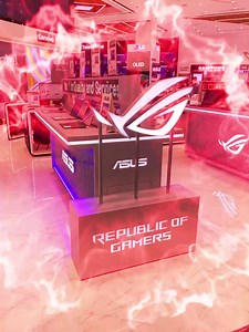 ROG Strix G15 Electro Punk Special Edition Designed to let you express your real self to the world, Electro Punk products pull no punches with their outrageous black-and-pink cyberpunk theme. Mix and match your weapons to suit your style! Don't miss out on the exclusive offer with ROG accessory bundle with Emax Stores in the UAE. ✅AMD Ryzen™️ 7 5800H CPU ✅NVidia GeForce RTX™️ 3050 Ti GPU ✅Electro Punk ROG Strix GO Core Headset ✅Electro Punk ROG Strix Impact II Mouse ✅Electro Punk ROG Sheath Mous