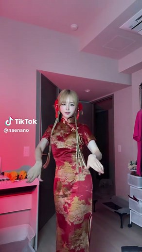ハロウィン仮装アイデア：バニーガールとカボチャ