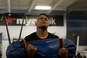 Photos: Eleider Alvarez Putting in Work For Sergey Kovalev