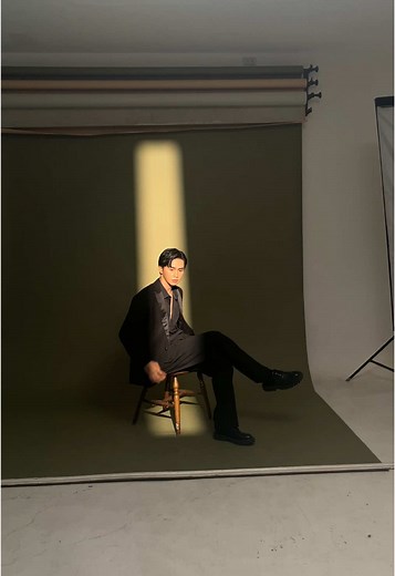 Behind the Scenes at a Dynamic Model Photoshoot