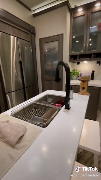 Full-Time RV Living: Camper Tour and Travel Experience