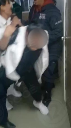 Detienen a falsa doctora en el IMSS por intento de robo