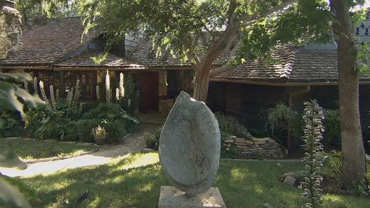 Officer recounts police discovery of Phil Hartman crime scene