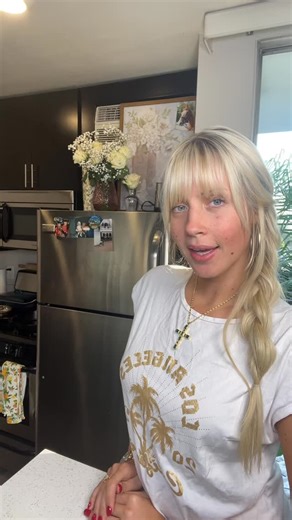 Ella Akesson on Instagram: "Swedish pancakes with strawberry jam 🇸🇪🥞🍓 1 cup flour 2 cups milk 2 eggs 1 tbsp sugar 1/2 tsp salt I like to mix one cup milk with the flour first to get all the clumps out the flour!🤍"