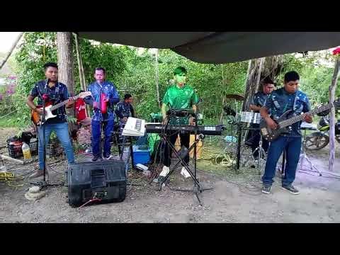 Distinto Musical - El Final de Nuestra Historia en Mezquite Mata del Tigre del pasado 27de Diciembre