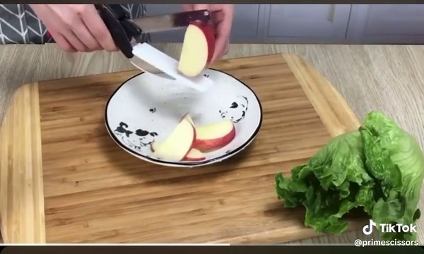 Versatile Kitchen Shears Vegetable Scissors, Food Cutter, and Quick Slicer with Cutting Board kitchen scissors Set Stainless