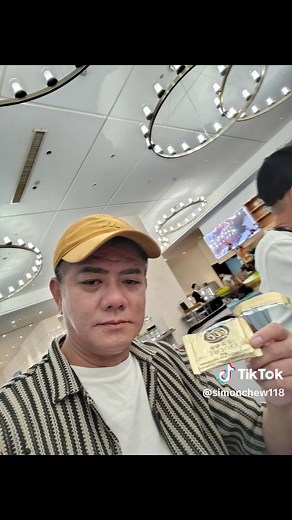 Simon chew on TikTok
