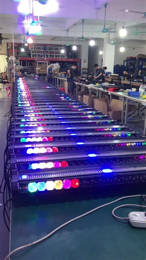 New design led moving bar.Beam and strobe effect #clublight #stagelighting #barlighting #ledbar