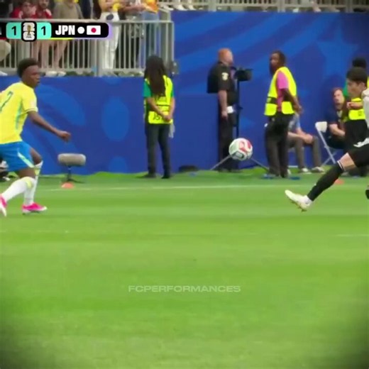 🚨El partido de Vinícius Junior hoy contra Japón.El Mundial que está haciendo es absolutamente legendario.El mejor jugador de su generación y el mejor del mundo. Vinícius ya es historia del fútbol.