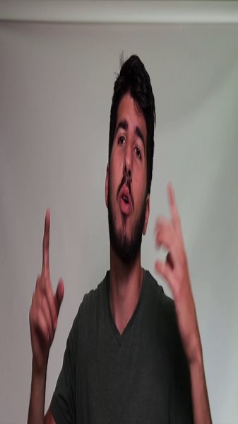 Canon 10-18mm STM lens review and Lamborghini Huracan Evo 2020: Pleasant surprises and secrets