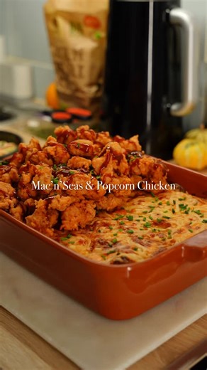 Alex Cook Joy on Instagram: "🧀 Mac’n’Seas & Popcorn Chicken INGREDIENTS Mac’n’Seas: • 8.8 oz (250 g) conchiglie rigate (or use cavatappi or elbow pasta for a classic look) • 2½ tbsp butter • 2½ tbsp flour • 1 cup (250 ml) evaporated milk • 1¼ cups (300 ml) heavy cream • ½ tsp Dijon mustard • ½–¾ tsp salt, black pepper • ½ tsp each garlic powder, onion powder, smoked paprika • pinch of cayenne pepper • 13 oz (370 g) cheese mix - Colby Jack or Gruyere (or Gouda), sharp cheddar, mozzarella 