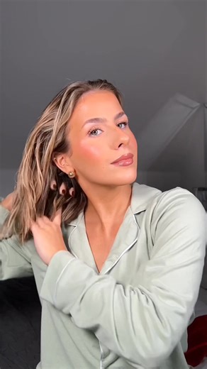 54K views | Just look at that before and after!✨ my new hero product!! @Pantene Pro-V ad #pantenebondrepair #pantenemiraclecream #panteneprov #shinyhair #hairwashday #hairroutine #pantenebondrepair #hairtransformation #shorthair #bestleaveintreatmentforshorthair | Pantene UK & Ireland | Facebook