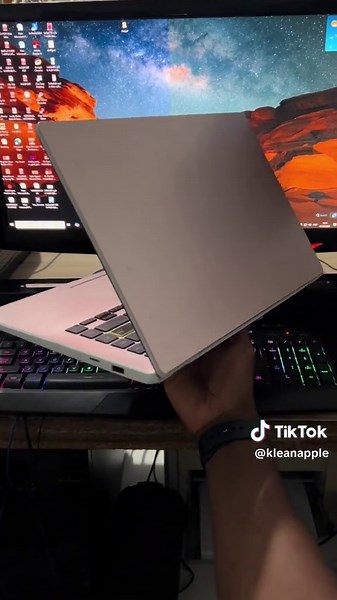 Exclusive Student Savings on Laptops & Accessories‼️ Get up to 50% off selected pre-loved laptops. Quality you can trust, at prices you’ll love. ✅ Nationwide delivery available.🚚 📦 Shop now while stocks last‼️ #student #university #nsfas #uj #uct #stundentlife #witsuniversity #southafrica #southafricatiktok #cashondelivery #discount #nationwidedelivery #laptop #computer #windows11 Shop now and take your studies to the next level.#ComproDoPequeno