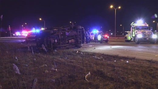 2 killed, 3 injured in crash along Bishop Ford Freeway in Pullman