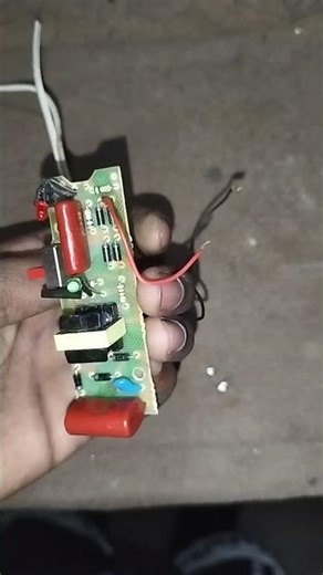 High voltage current circuit