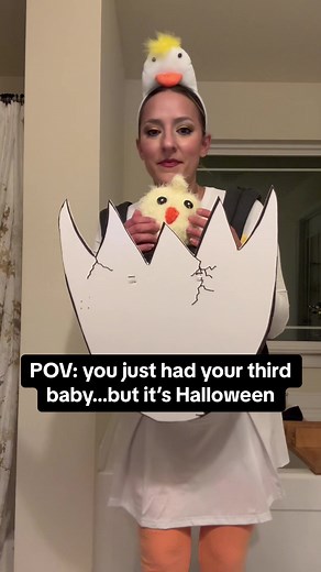 Best Pregnant Halloween Costume Ideas for Newborns