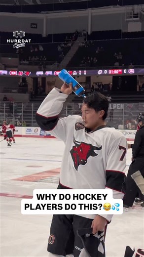 Hockey players are notorious for dousing themselves with water before games. Is this the weirdest ritual in sports?🤔 | Hurrdat Sports