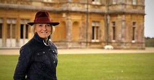 MARY BERRY'S COUNTRY HOUSE SECRETS: Highclere Castle